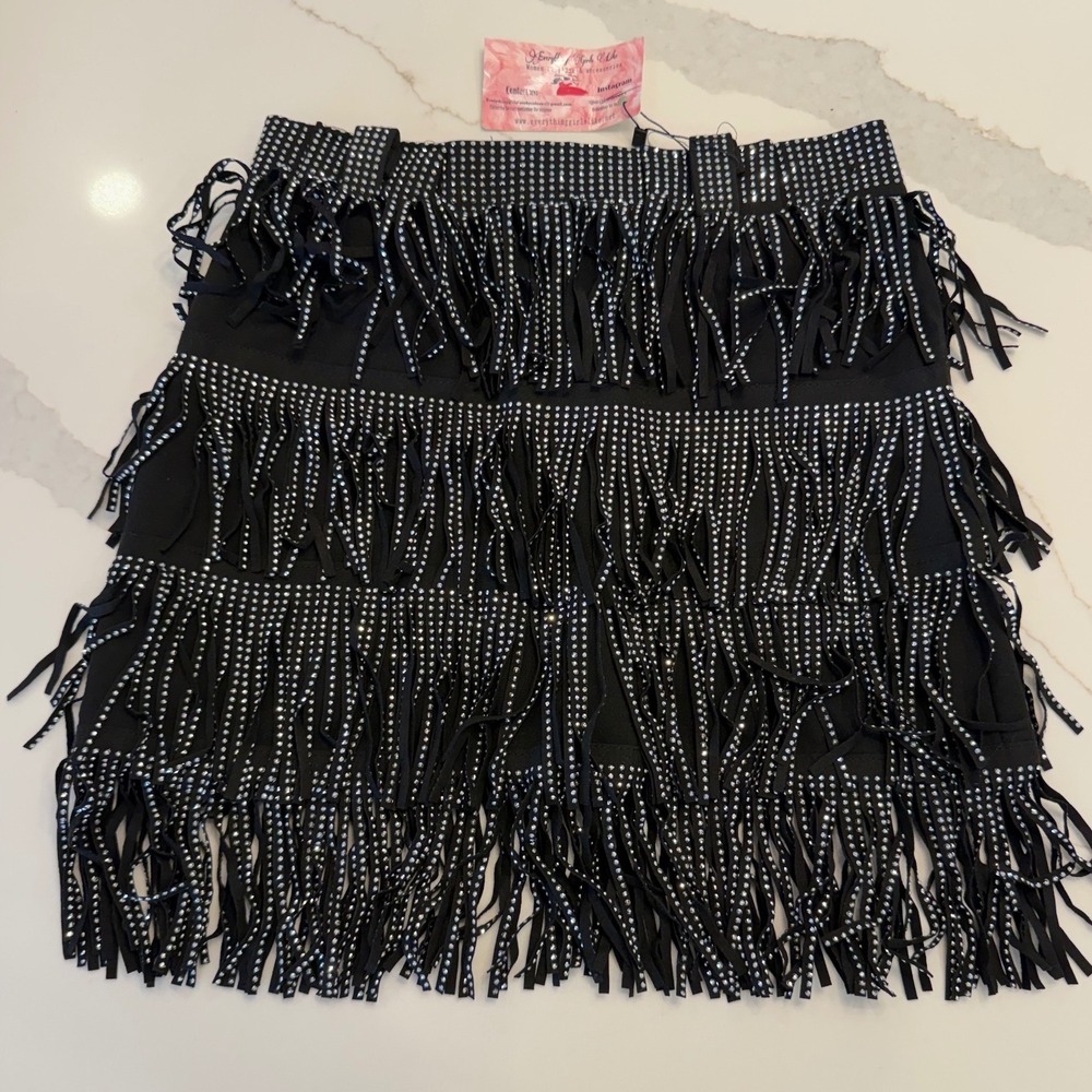 Huo Huo Womens Black Rhinestone Tiered Fringe Mini Skirt Size M 6659 New - Picture 1 of 9